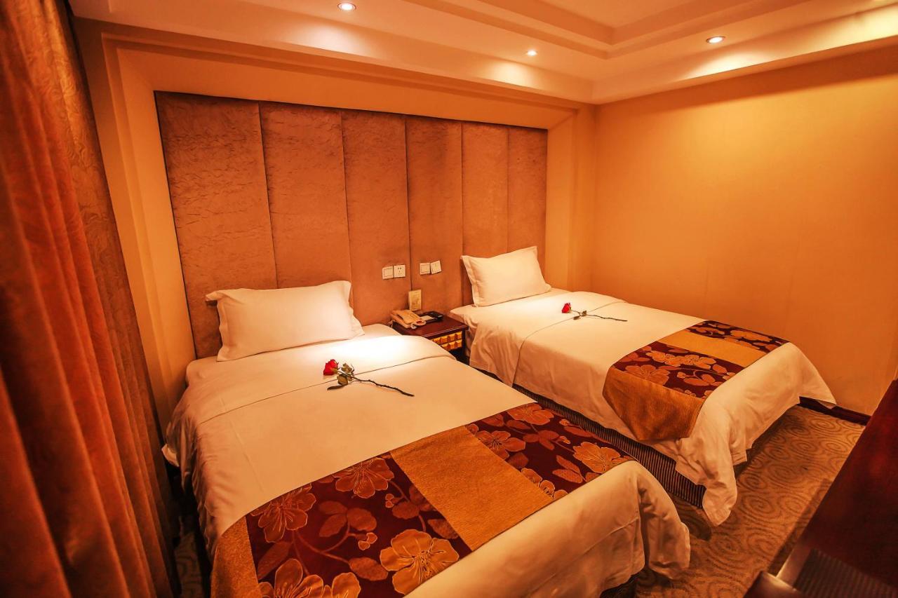 Chengdu Aviation Hotel Extérieur photo